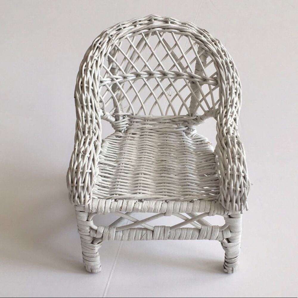 Home Decor Vintage wicker mini chair plant stand